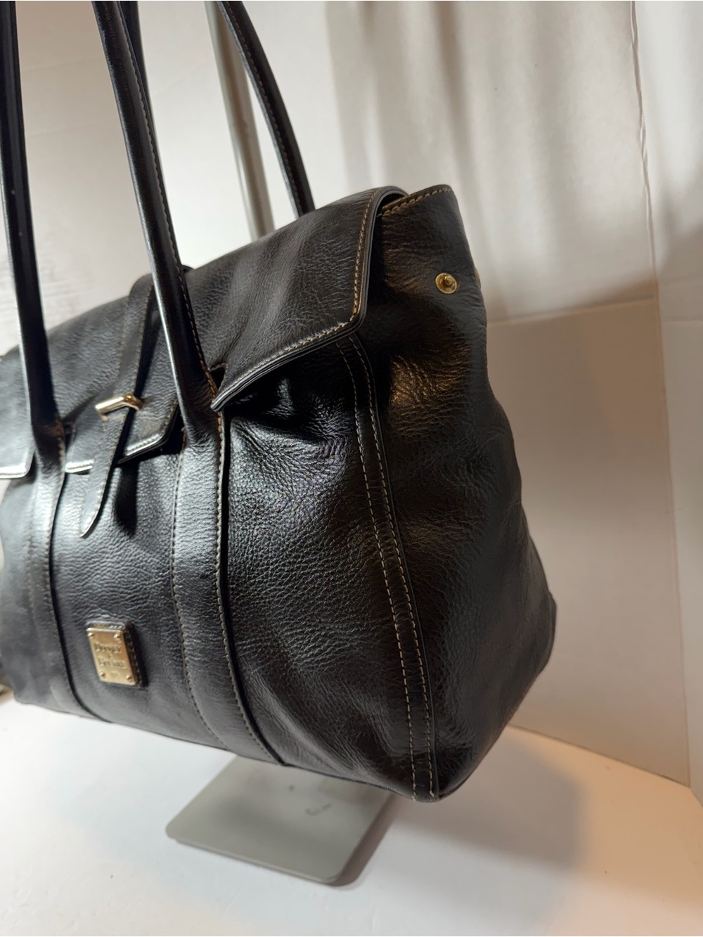 Dooney & Bourke Black Leather Tote in good condition - Picture 2 of 6